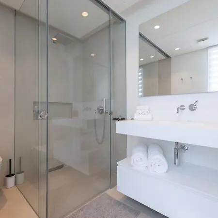 Luxury Penthouse Ocean Views Pool Palo Alto Apartment