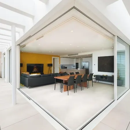 Luxury Penthouse Ocean Views Pool Palo Alto Apartment